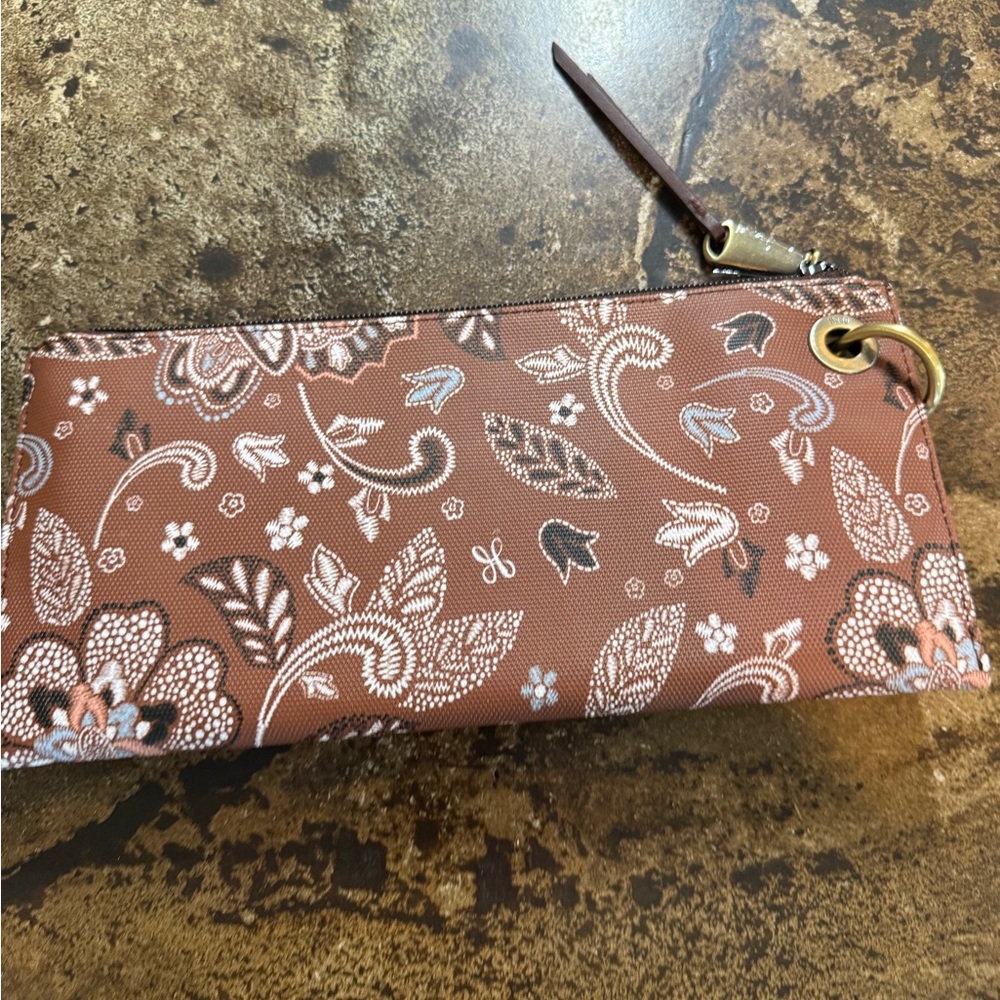 HOBO Floral Patterned Brown Clutch